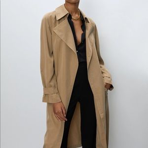 Aritzia Lawson Trench Coat